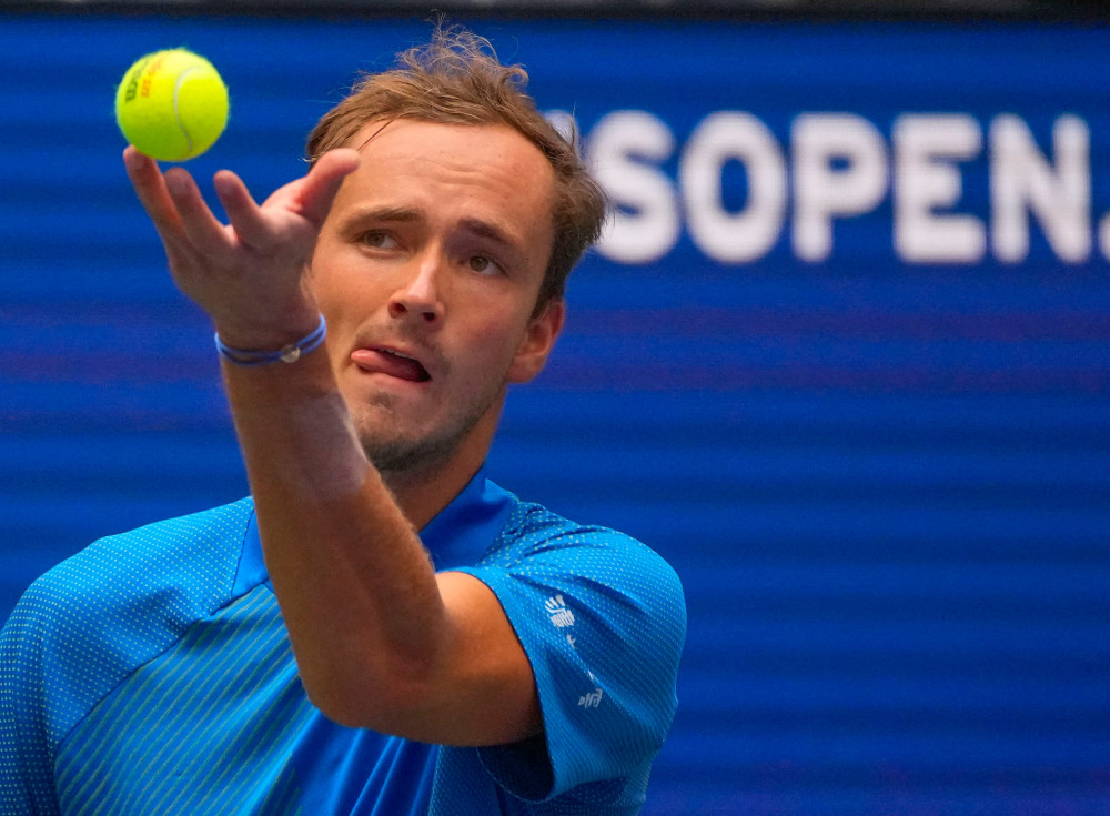 泰伦卢还关 泰伦卢还关