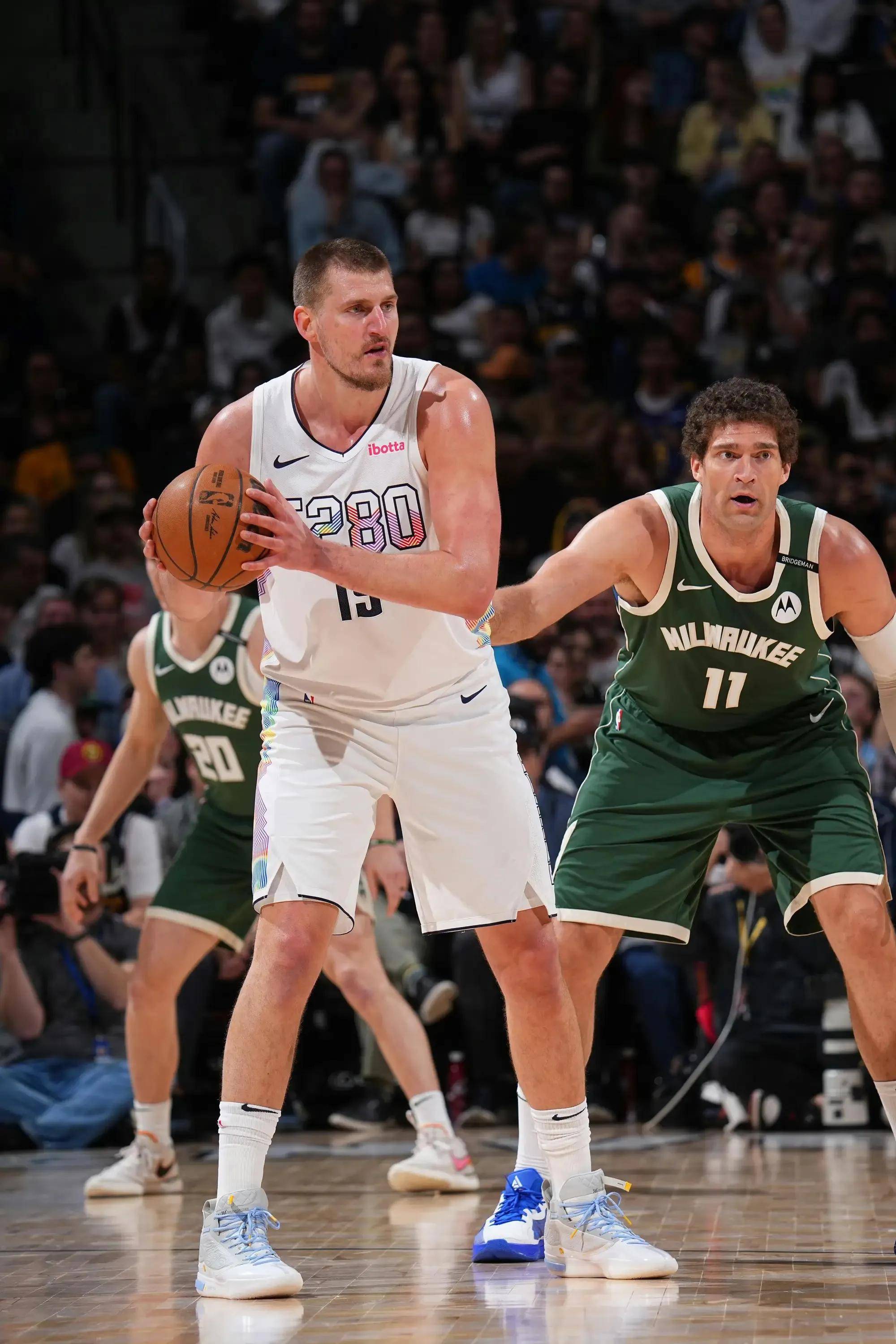 透明开放的 透明开放的