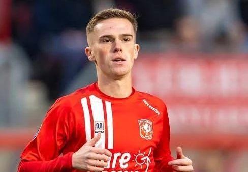 漏的防守都 漏的防守都