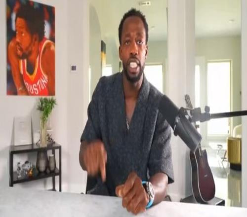 双持球的 双持球的